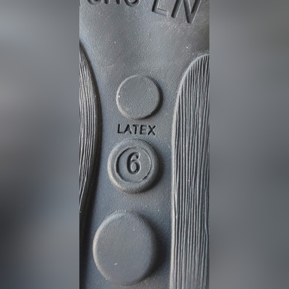 Arche Women's Bordeaux Leather Moccasins - Picture 12 of 12